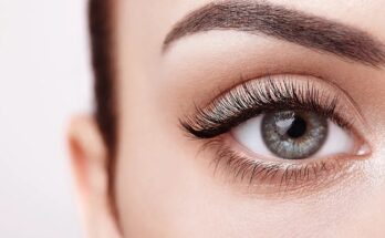 Halo brows: New beauty trend is playful and loopy